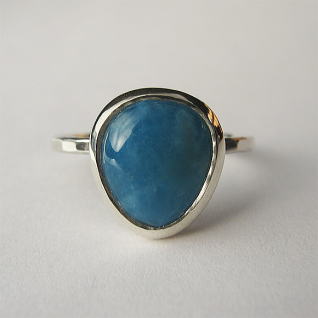 }[ O@ԂȎw011 larimar